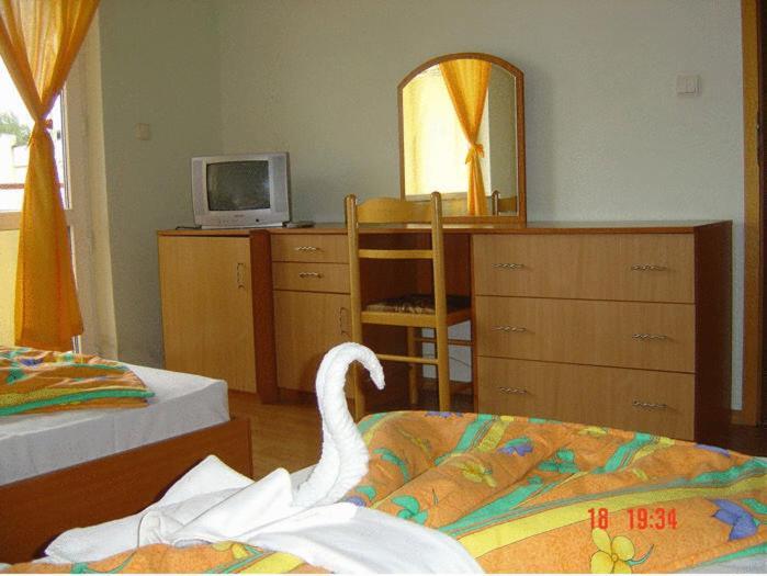 Viva Beach Hotel Pomorie Zimmer foto